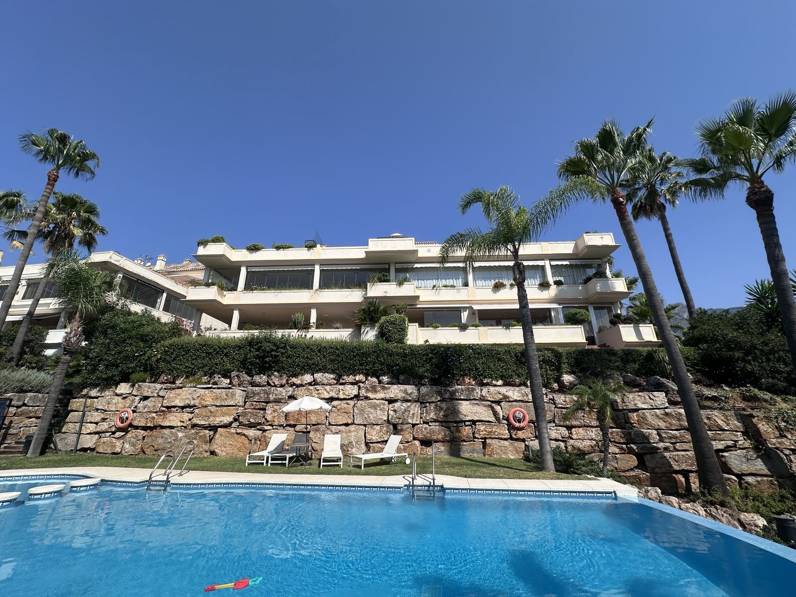 4-bedroom Apartment in The Golden Mile
