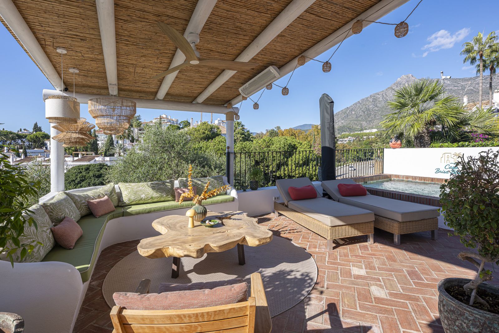 4-bedroom Townhouse in The Golden Mile