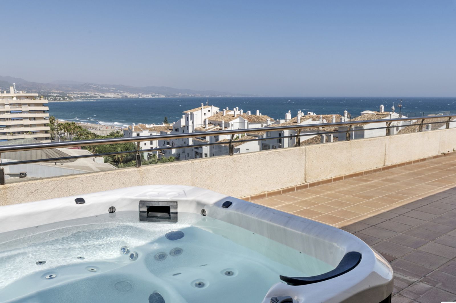 3-bedroom Penthouse in Puerto Banús