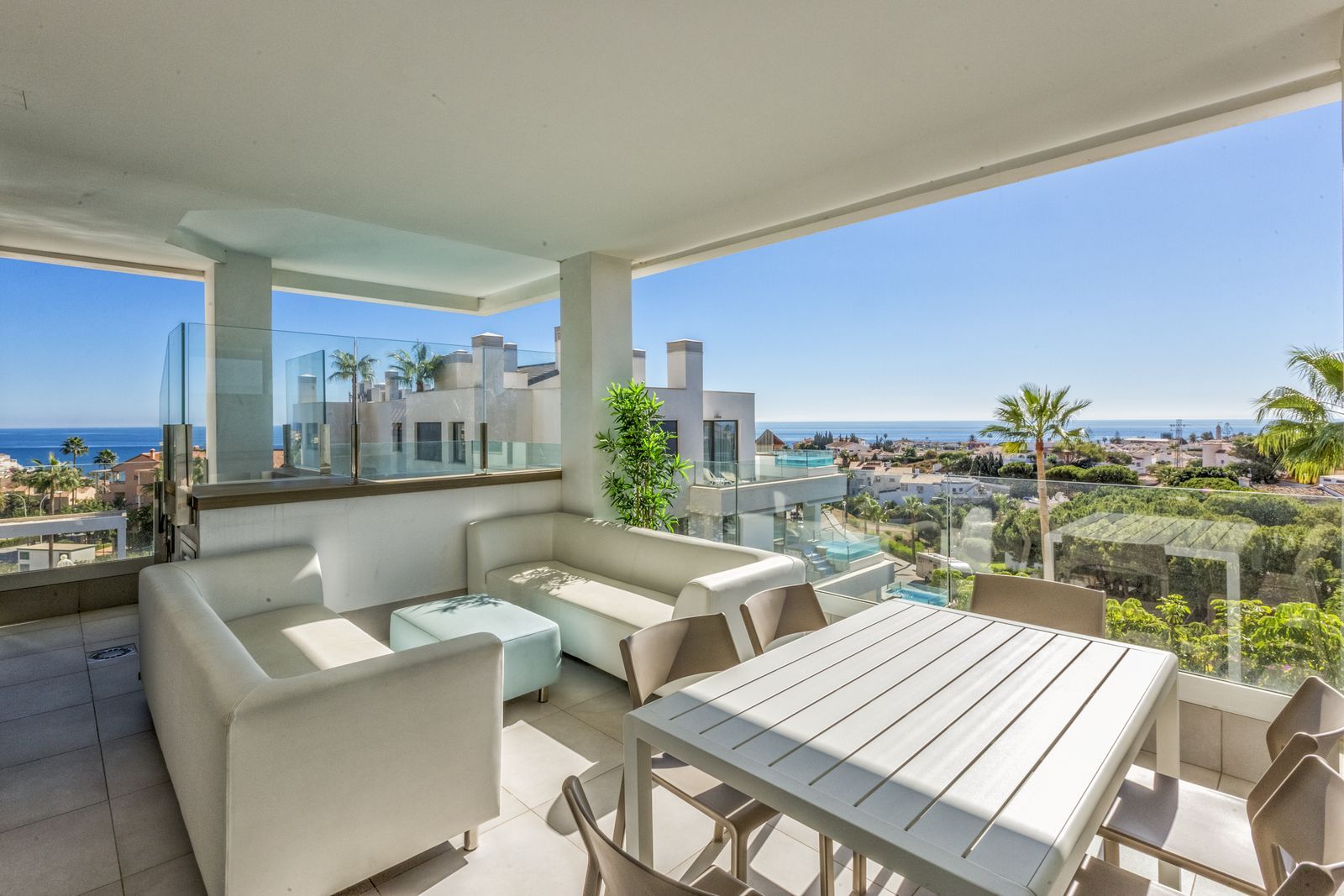 2-bedroom Apartment in Mijas Costa