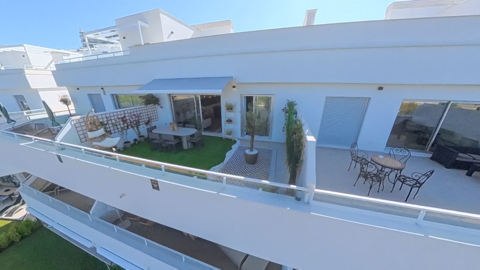2-bedroom Penthouse in New Golden Mile