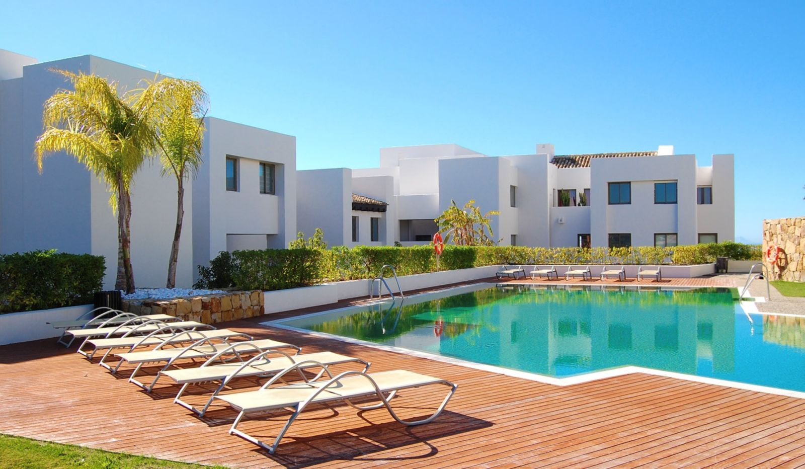 2 Bedroom Ground Floor Apartment Los Flamingos