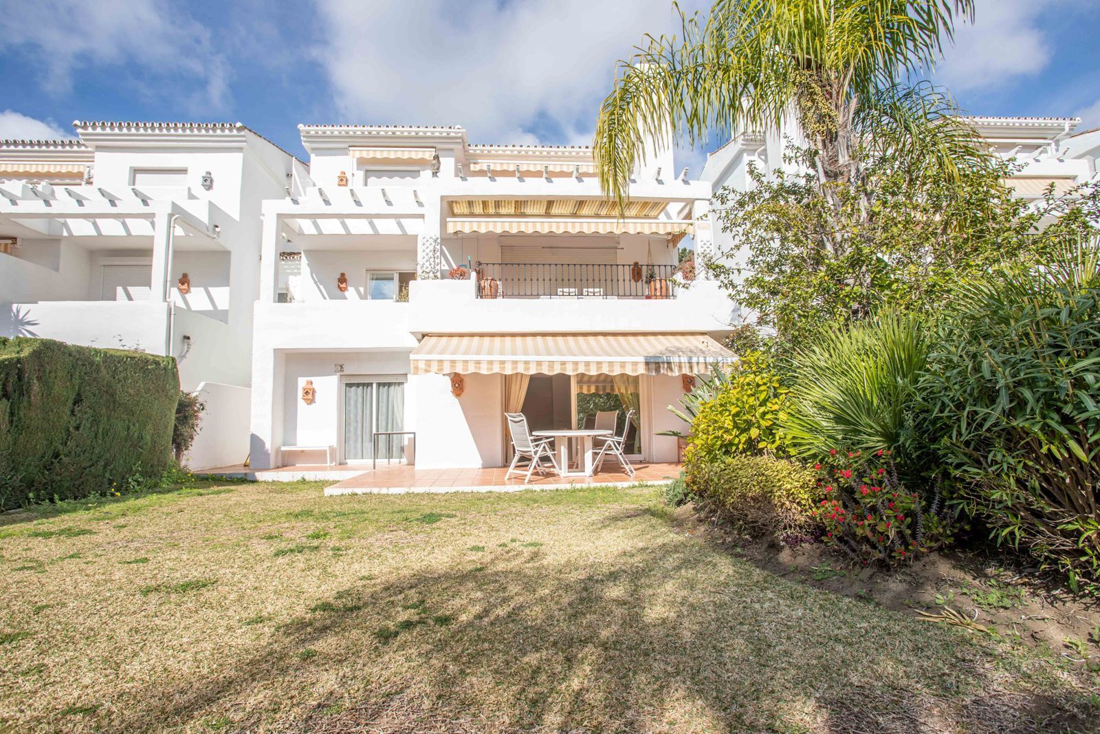 3-bedroom Ground Floor Apartment in Benahavís