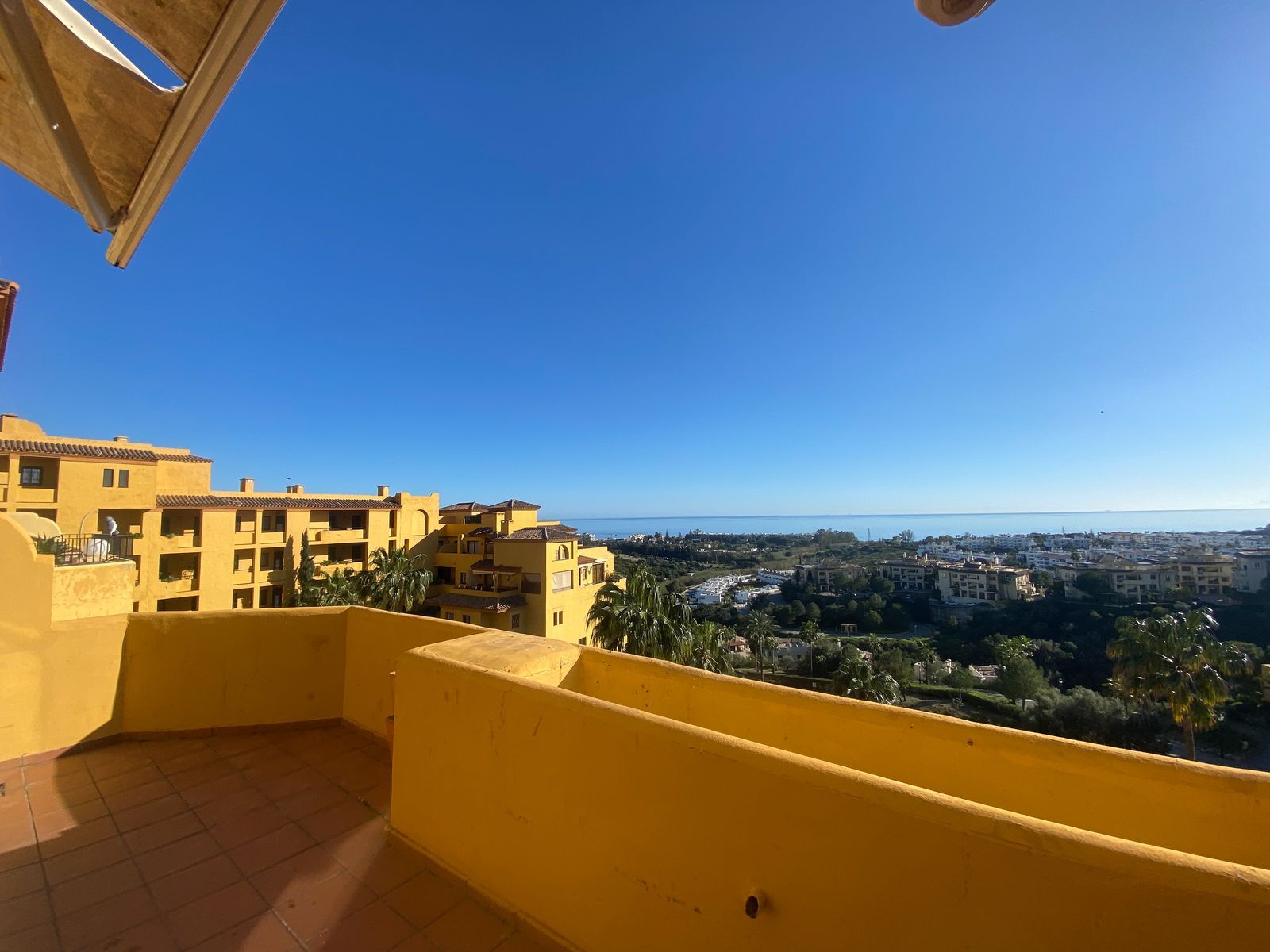 4 Bedroom Penthouse Duplex Selwo