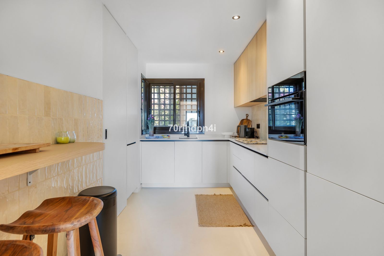 3-bedroom Ground Floor Apartment in Estepona
