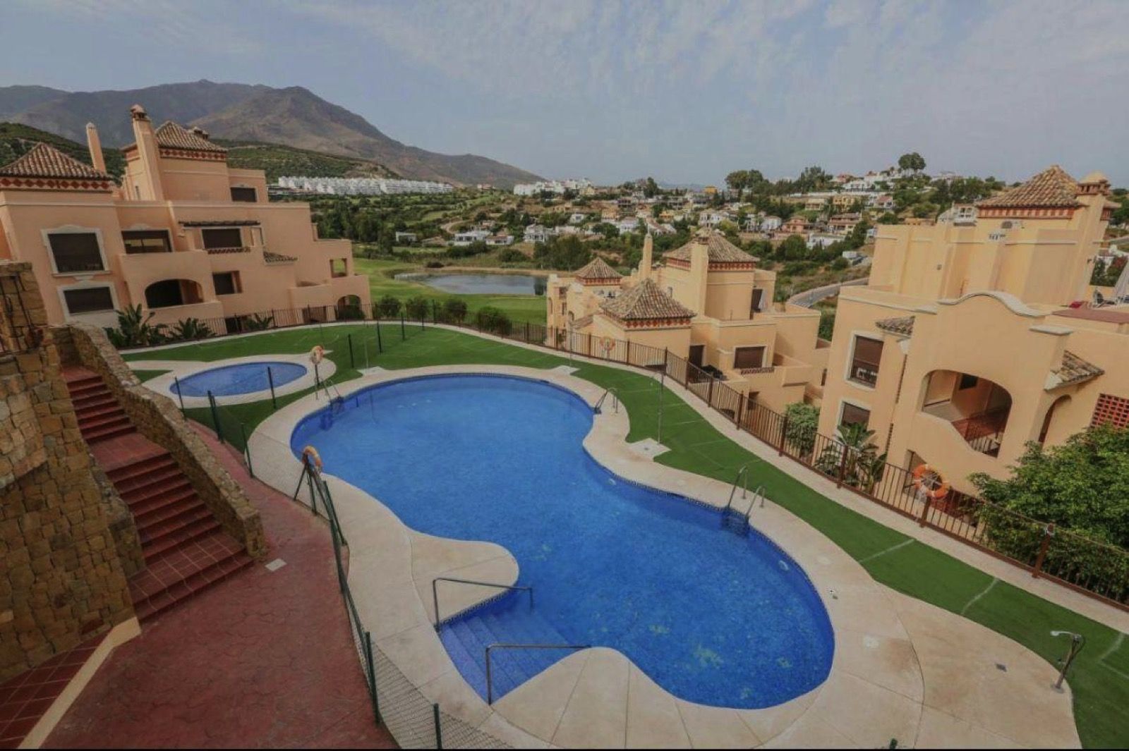 2-bedroom Penthouse in Valle Romano