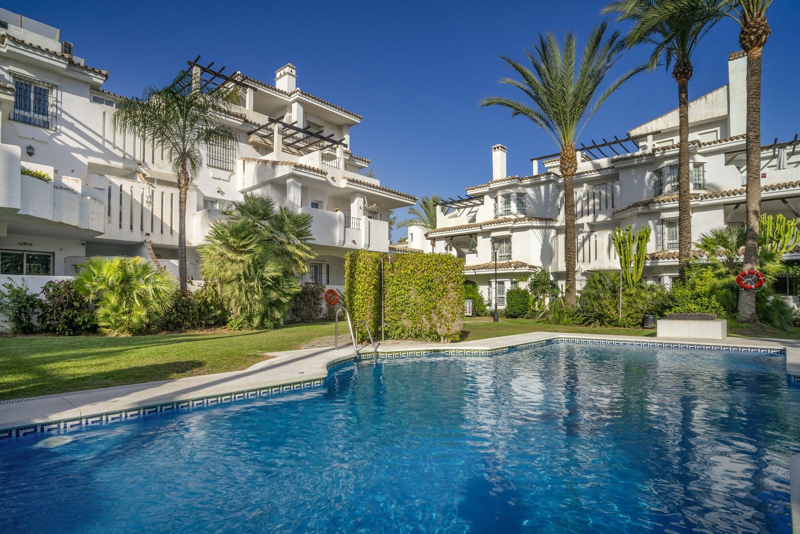 3-bedroom Ground Floor Apartment in Nueva Andalucia
