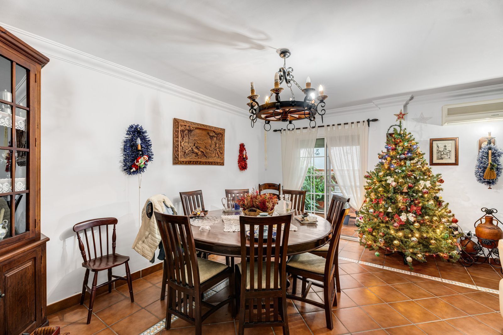 7 Bedroom Semi-Detached House Estepona Town image 9