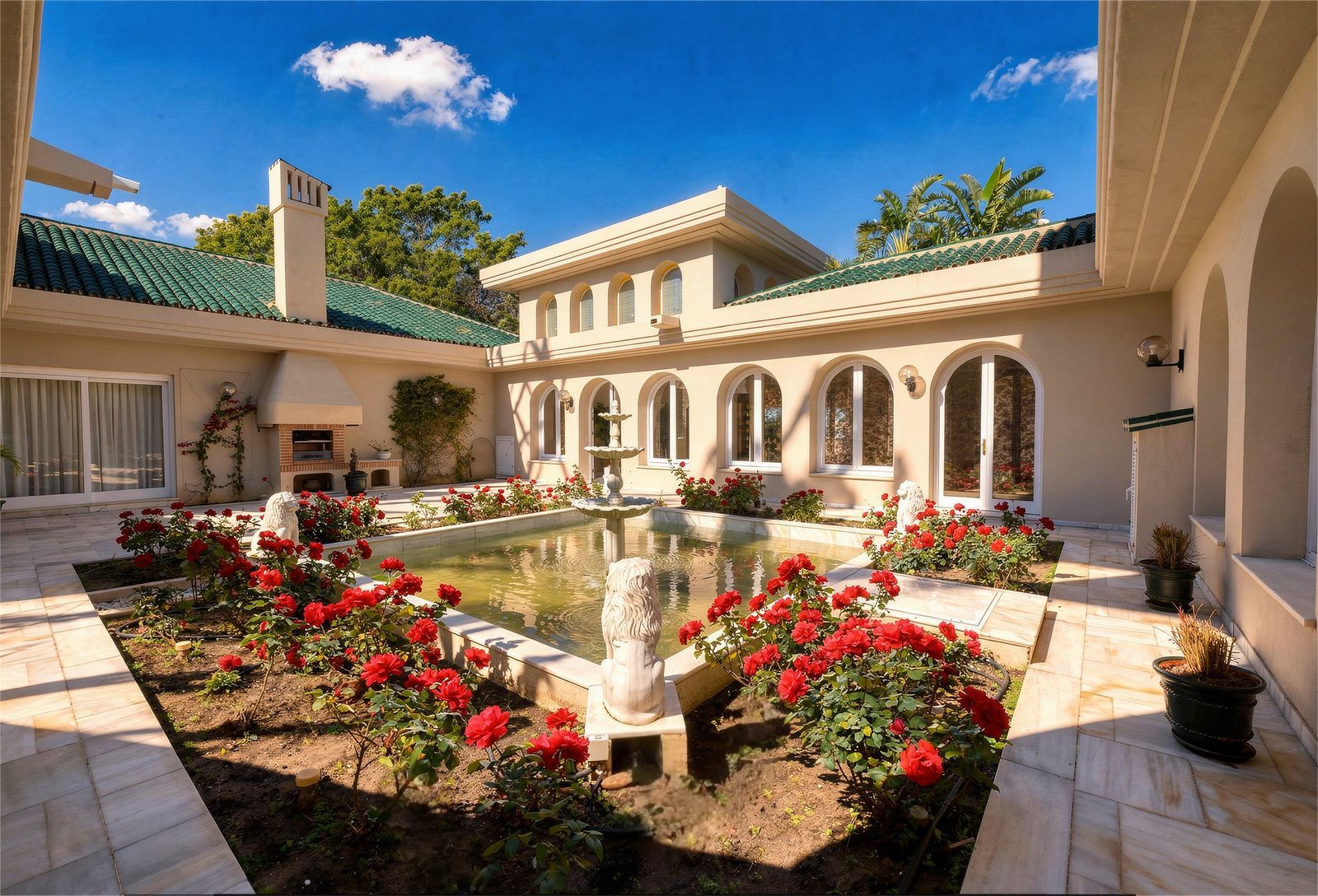 10-bedroom villa in Río Real, Marbella – image 12