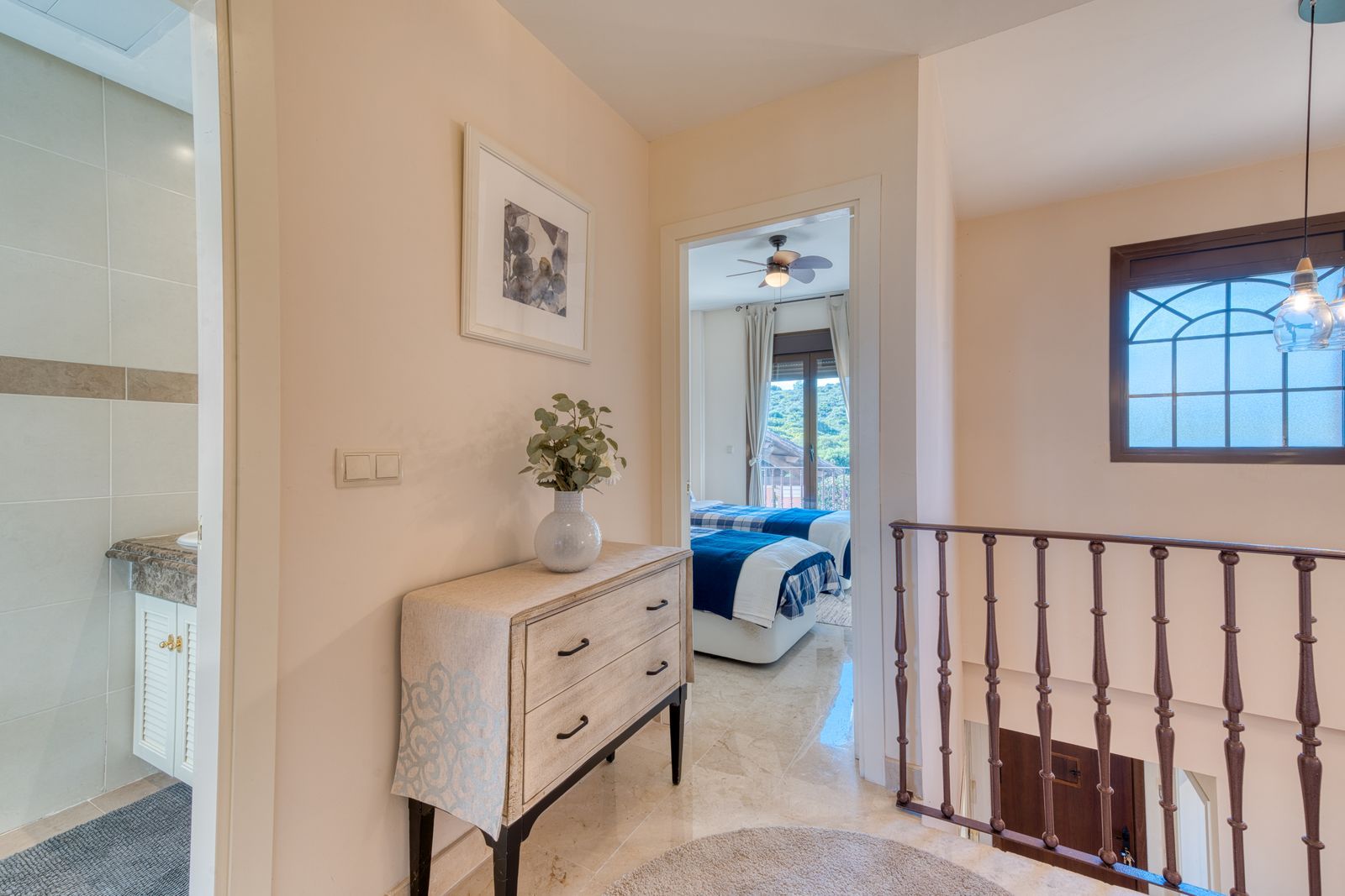 3-bedroom townhouse in Estepona, Marbella – image 13