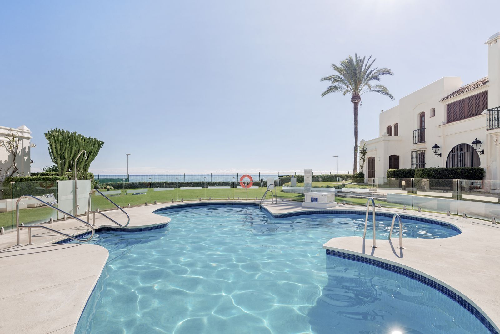 2 Bedroom Townhouse, Villacana, Estepona image 13