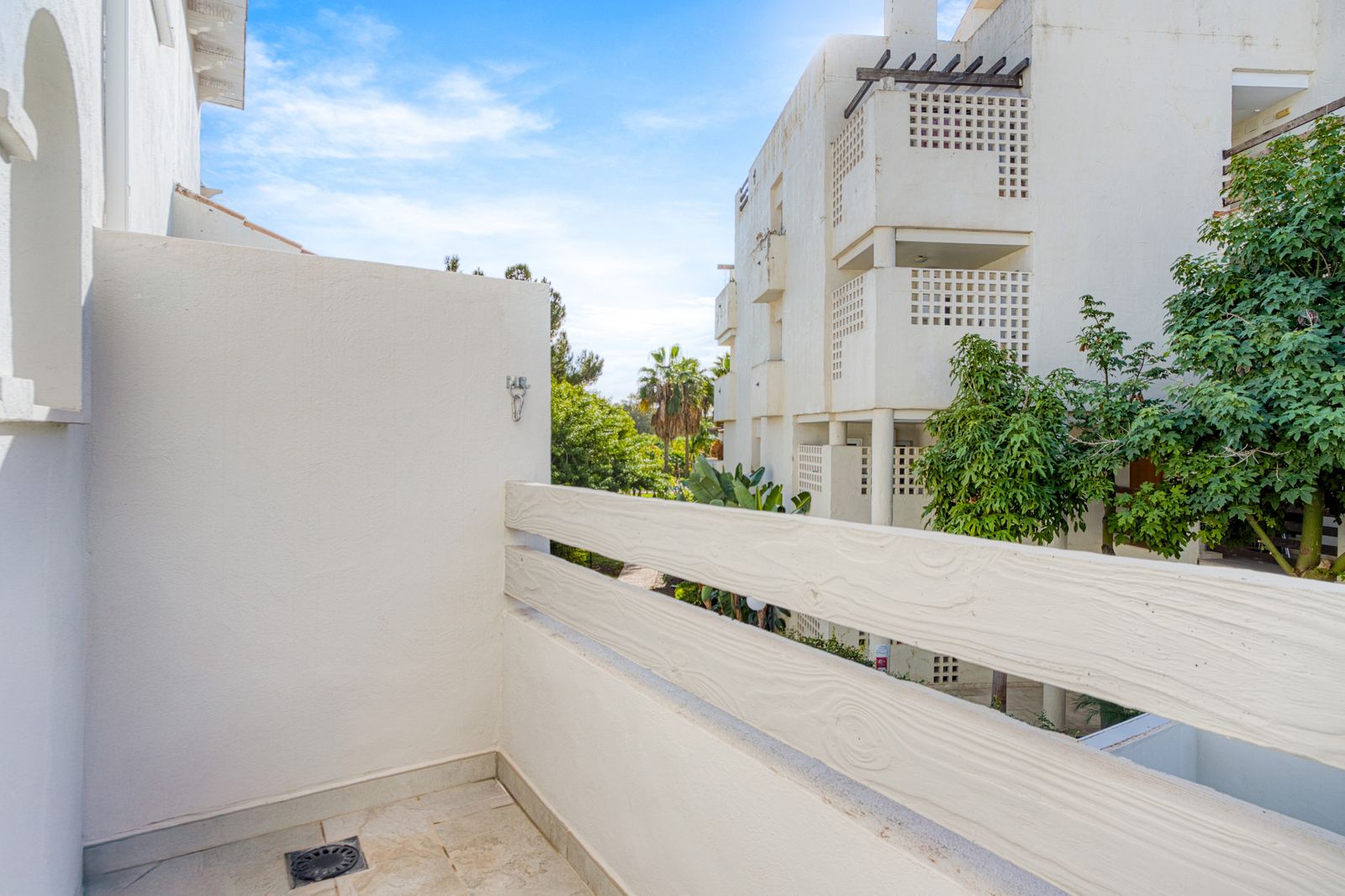3-bedroom townhouse in El Campanario, Marbella – image 15