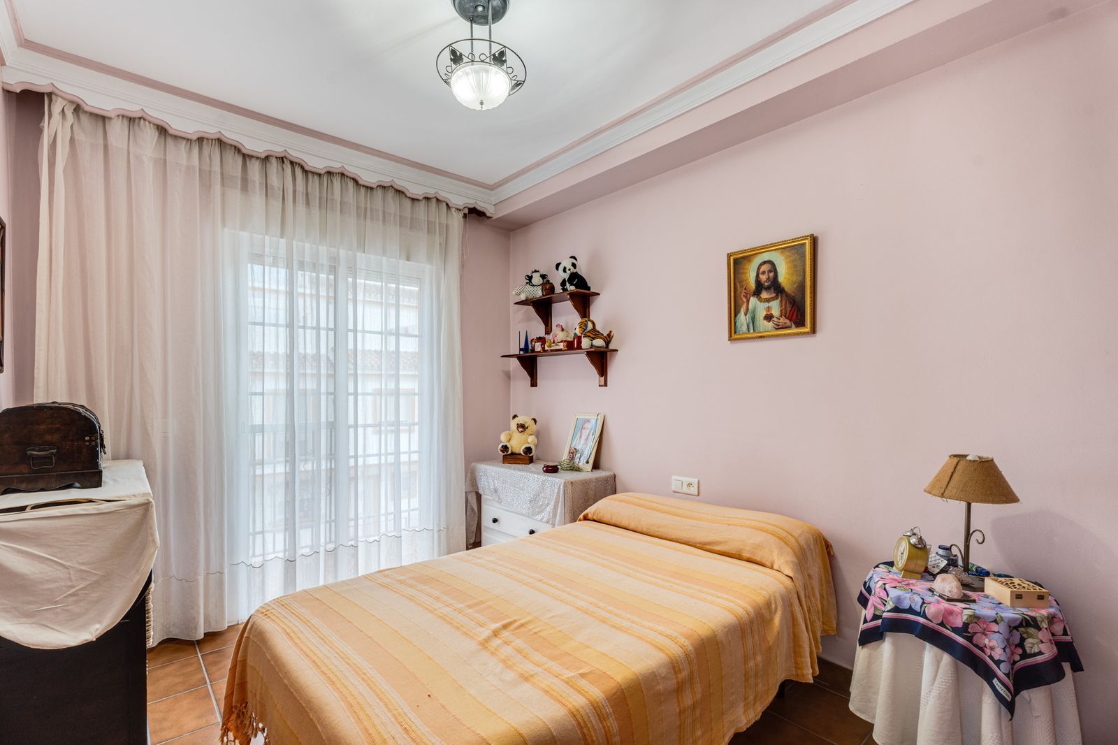 7 Bedroom Semi-Detached House Estepona Town image 18