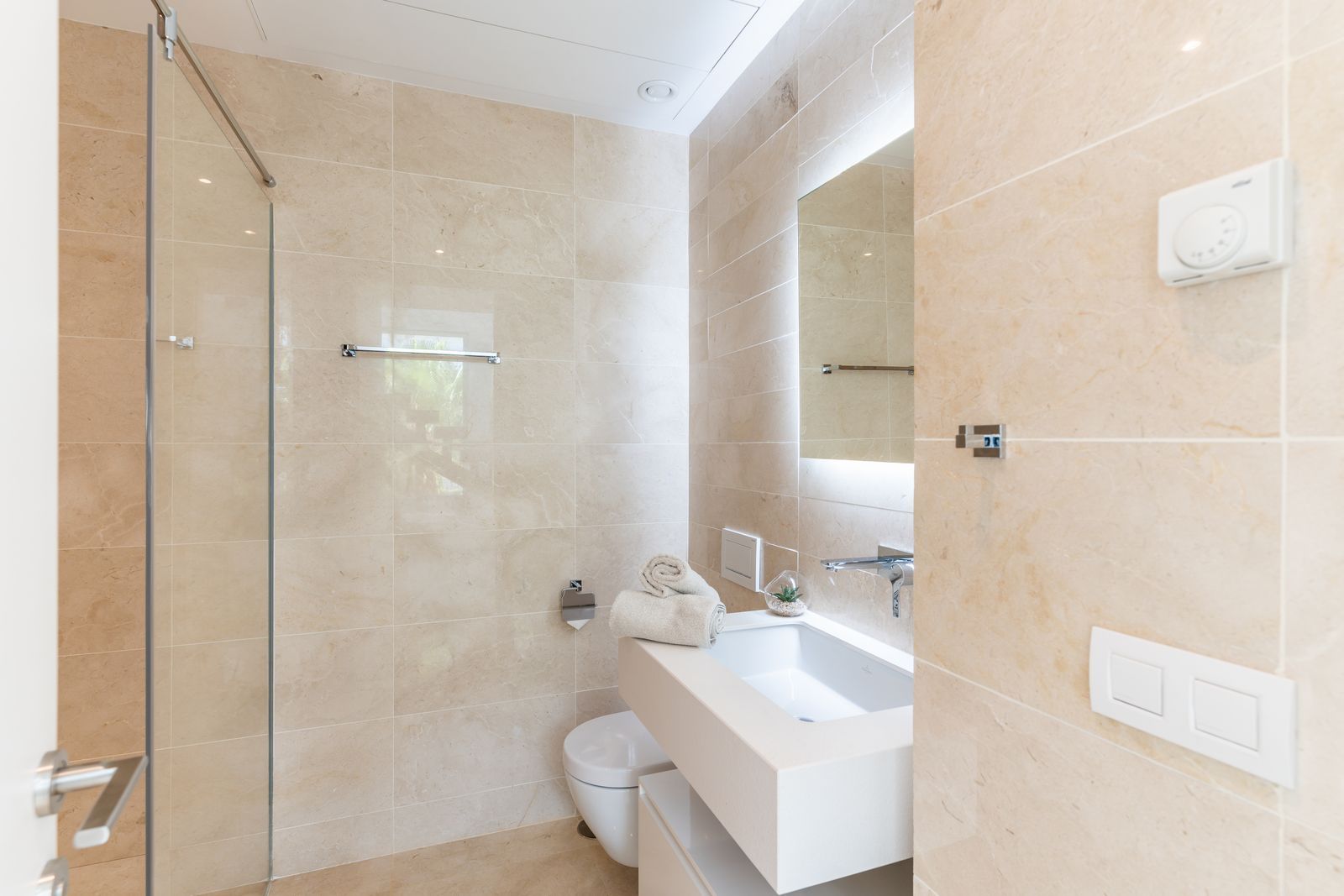 4-bedroom townhouse in Río Real, Marbella – image 33