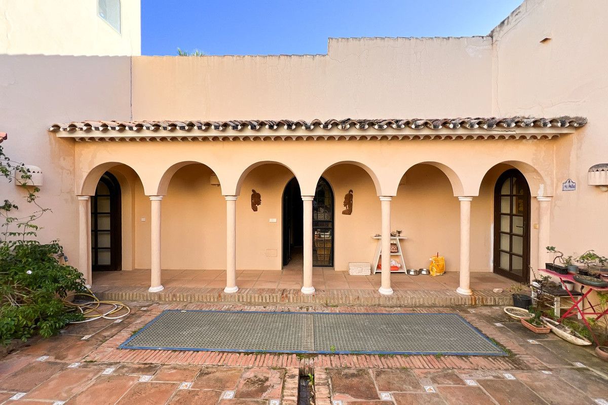 4 Bedroom Villa Estepona