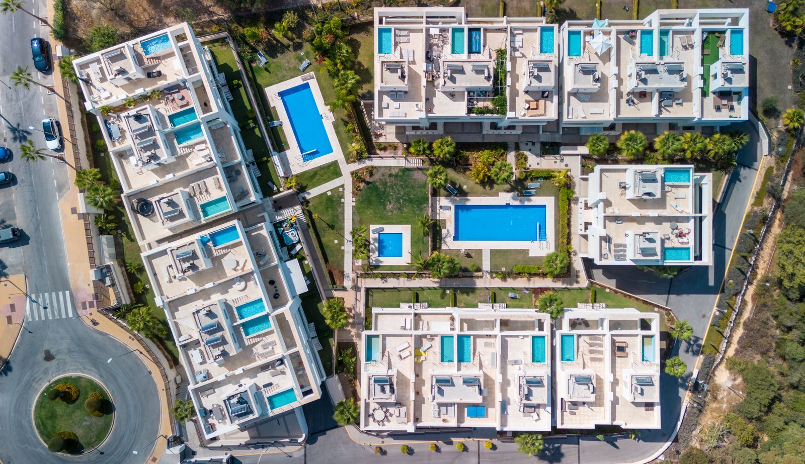 4-bedroom townhouse in Río Real, Marbella – image 3