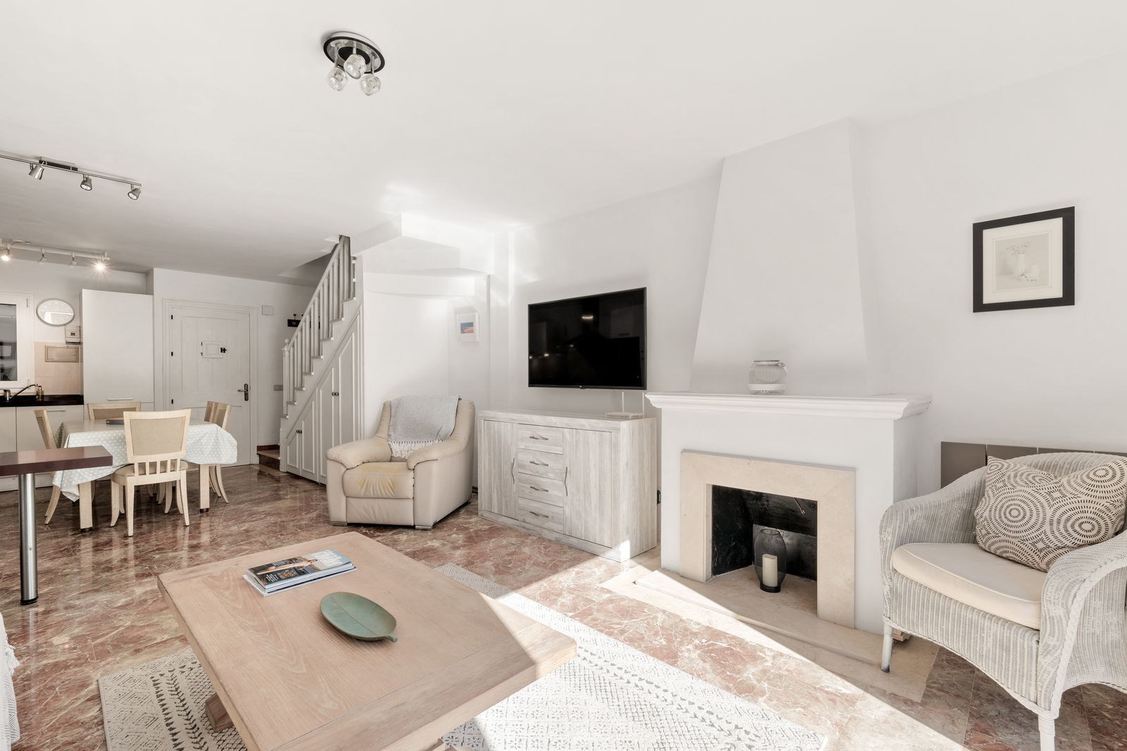 2 Bedroom Townhouse, Villacana, Estepona image 4