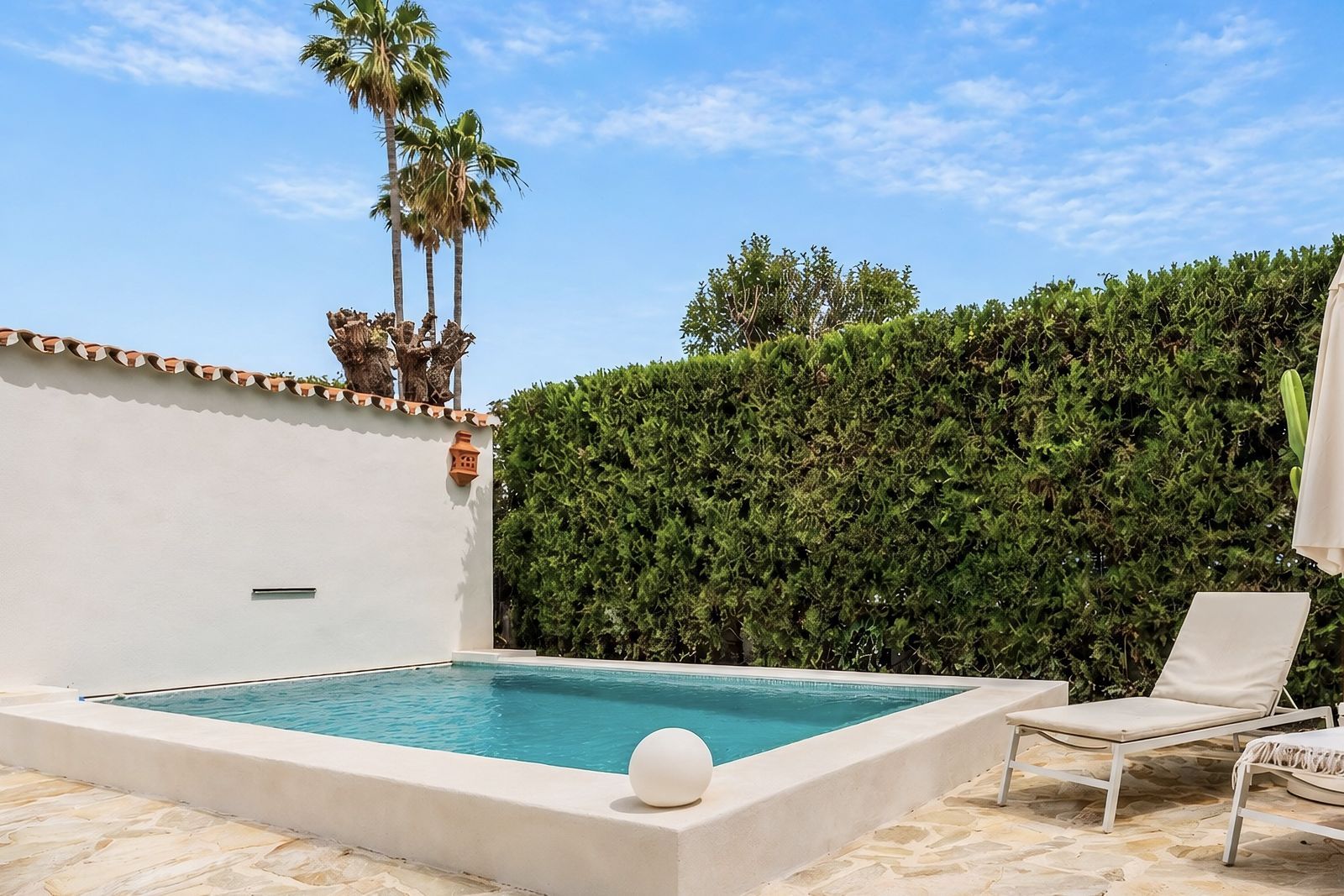 4 Bedroom Semi- Detached Villa San Pedro de Alcántara image 4