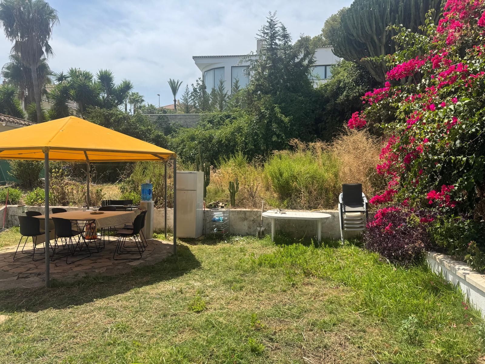 Plot Nueva Andalucía image 6