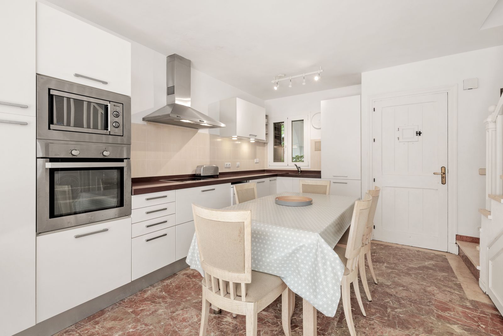 2 Bedroom Townhouse, Villacana, Estepona image 6
