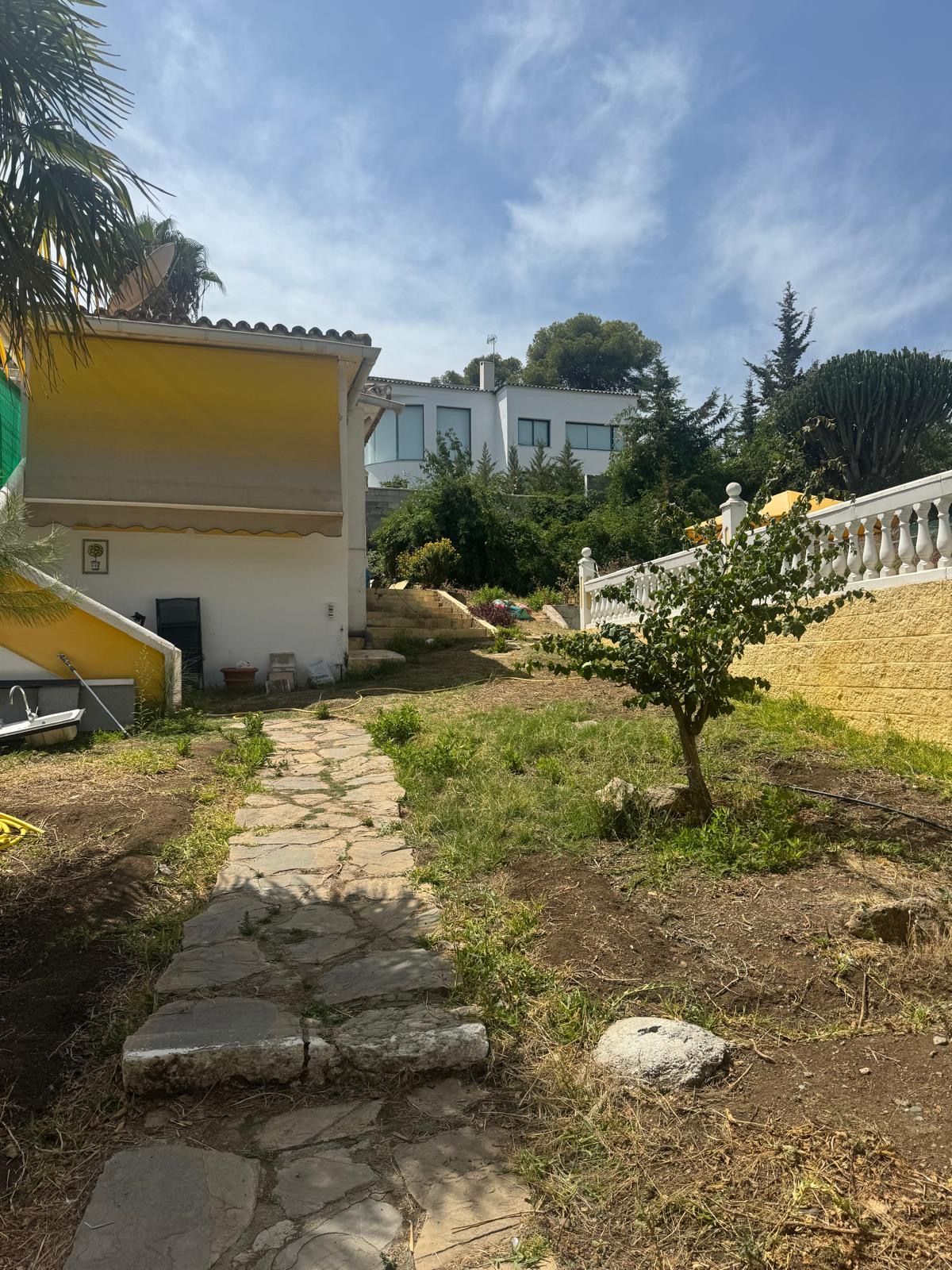Plot Nueva Andalucía image 7