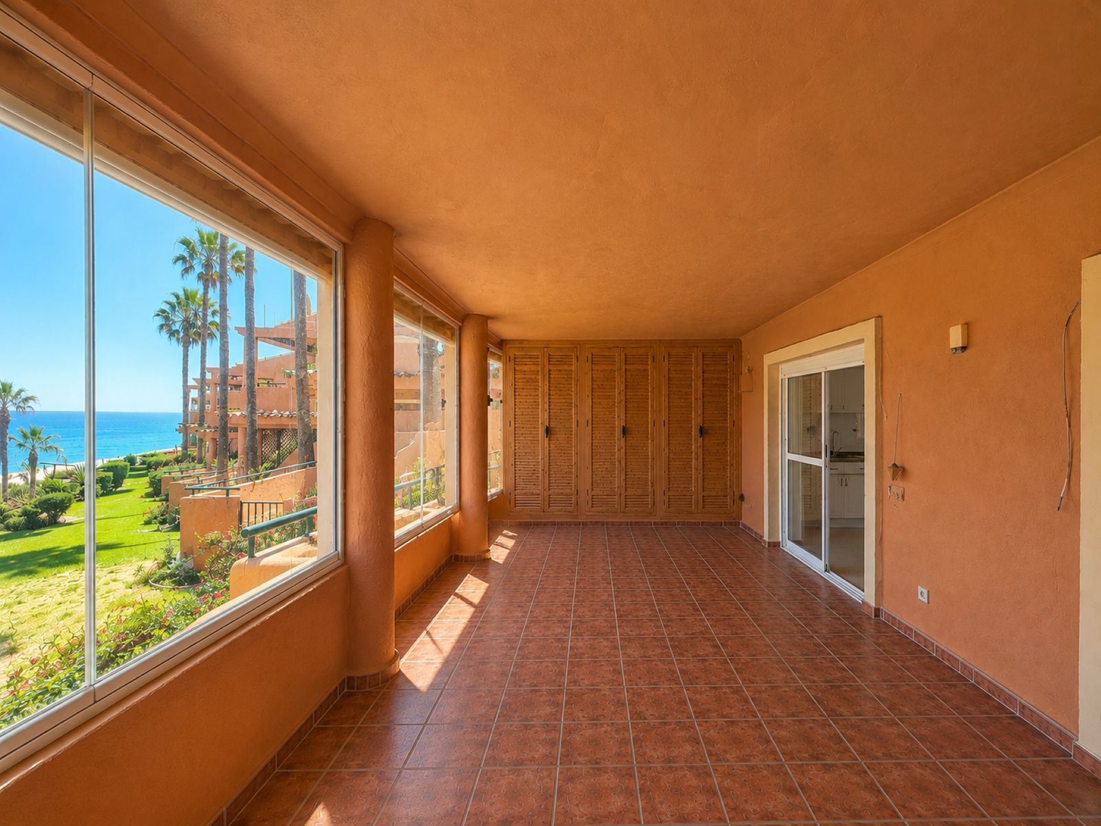 3-bedroom Ground Floor Apartment in Estepona