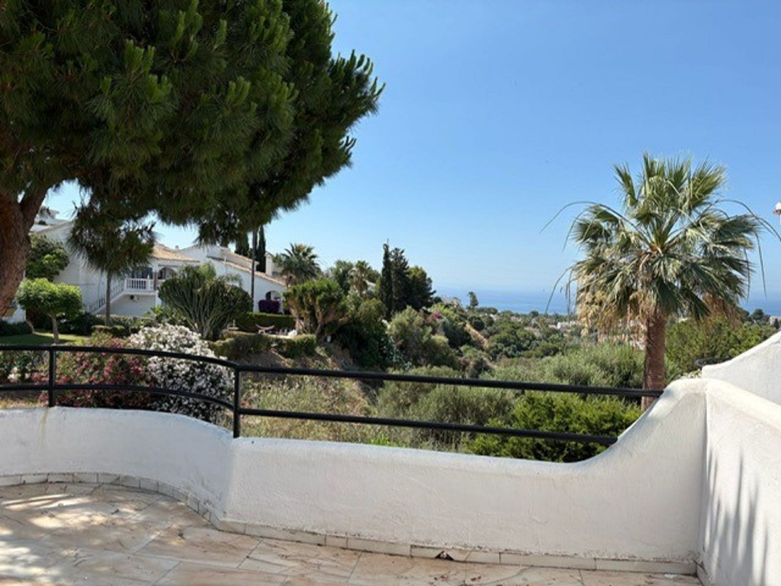 3-bedroom Semi-Detached House in Calahonda