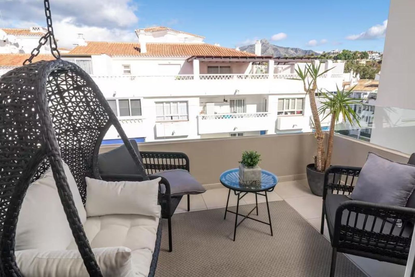 3-bedroom Apartment in Nueva Andalucia