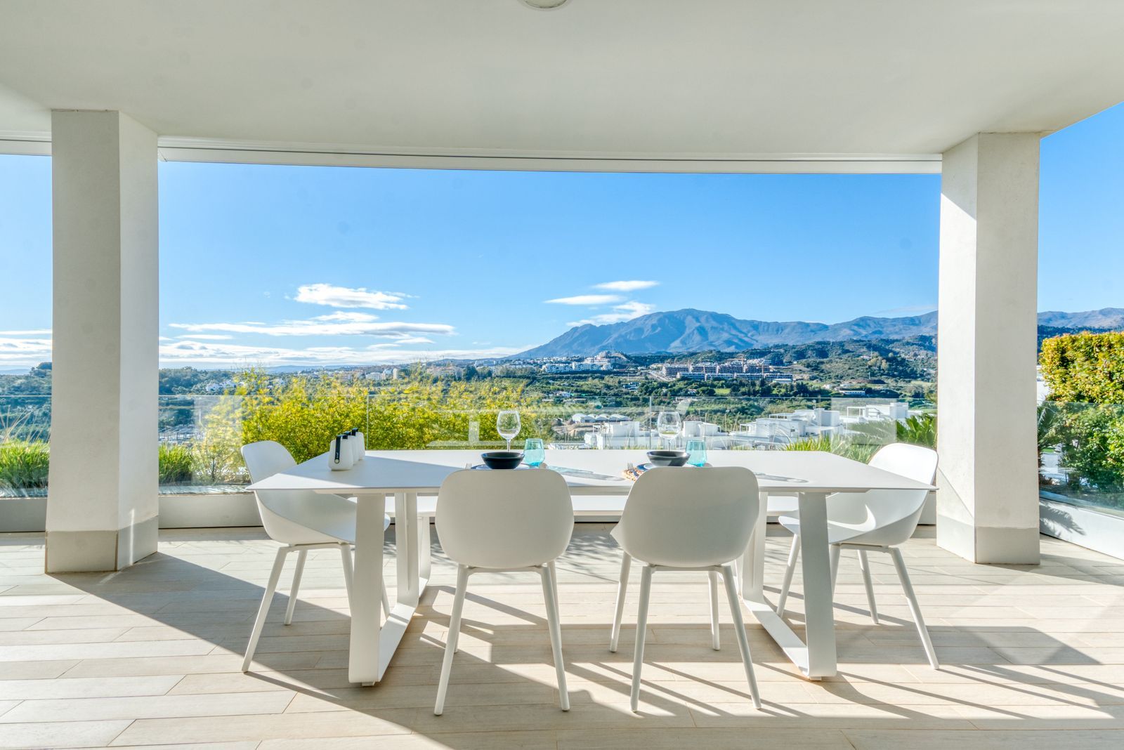 3-bedroom Ground Floor Apartment in Estepona