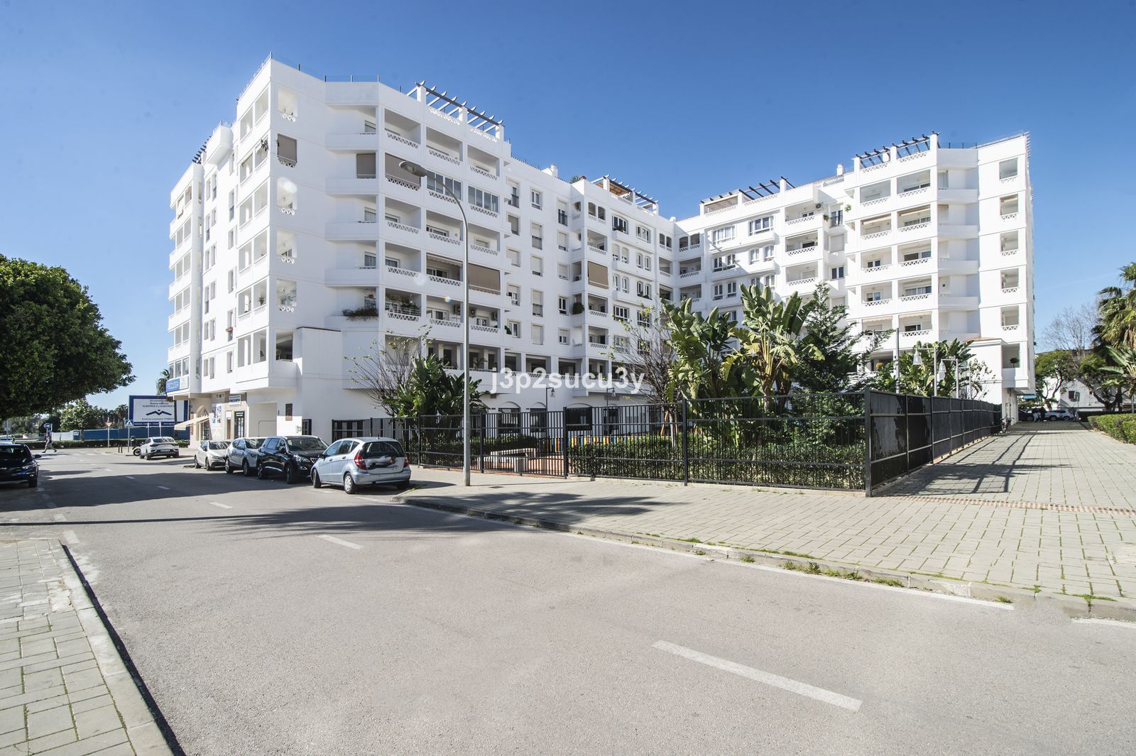4-bedroom Apartment in La Campana