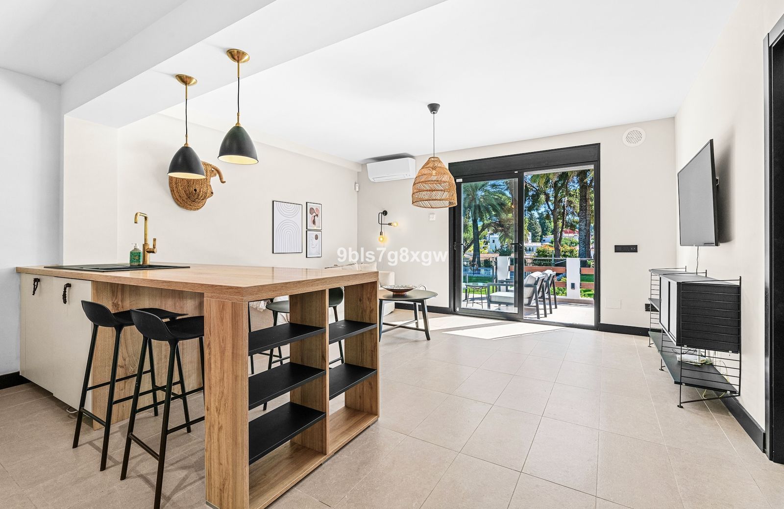 2-bedroom Ground Floor Apartment in Nueva Andalucia