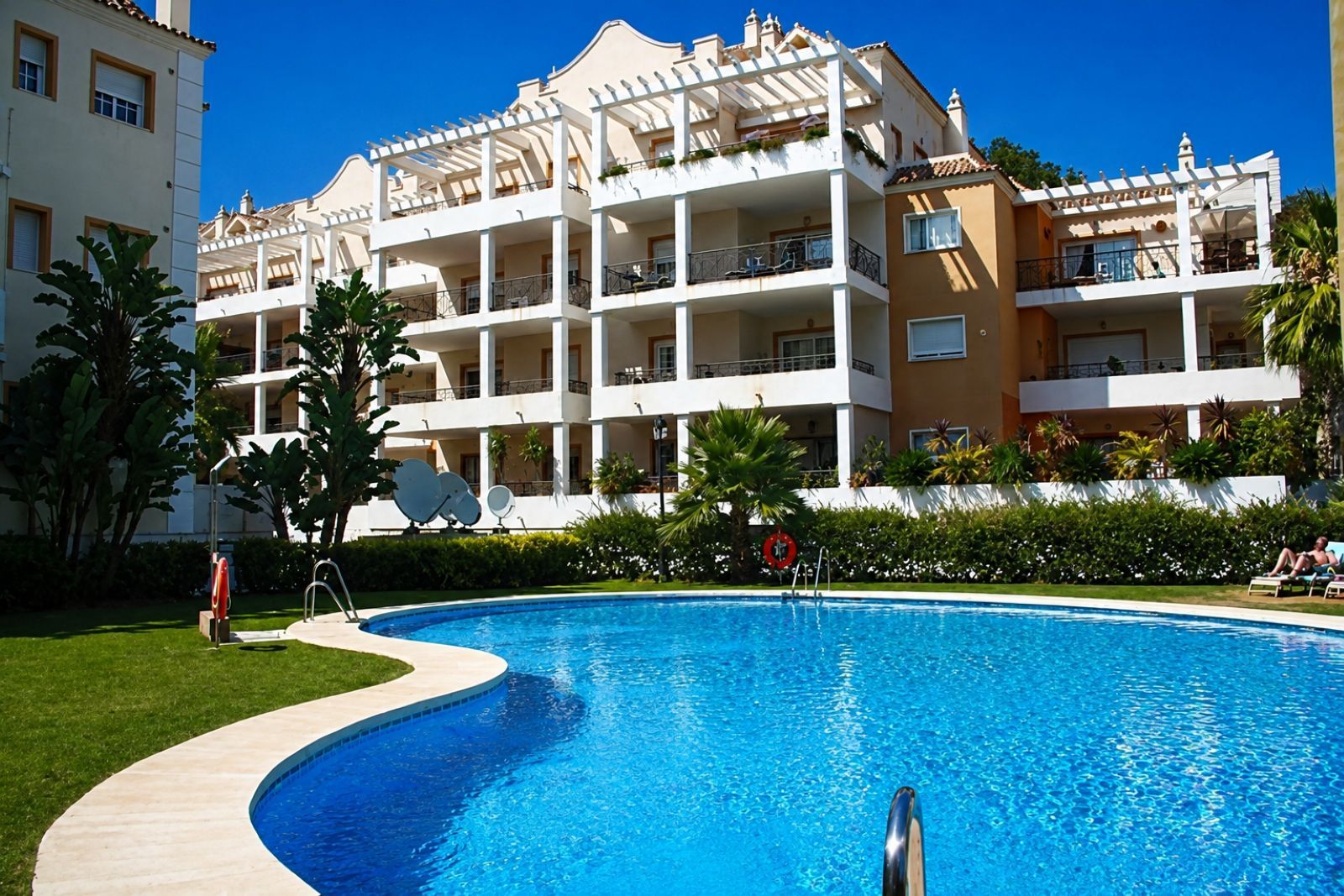 3-bedroom Ground Floor Apartment in Nueva Andalucia
