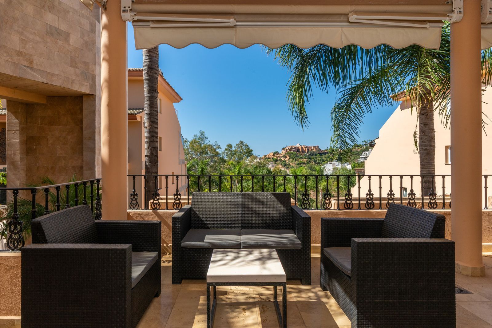 2-bedroom Apartment in Nueva Andalucia