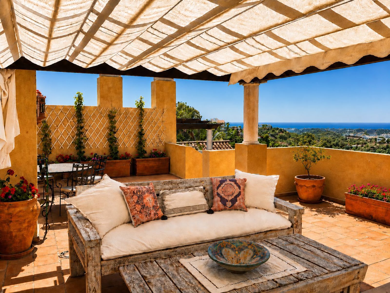 2-bedroom Penthouse Duplex in Los Arqueros