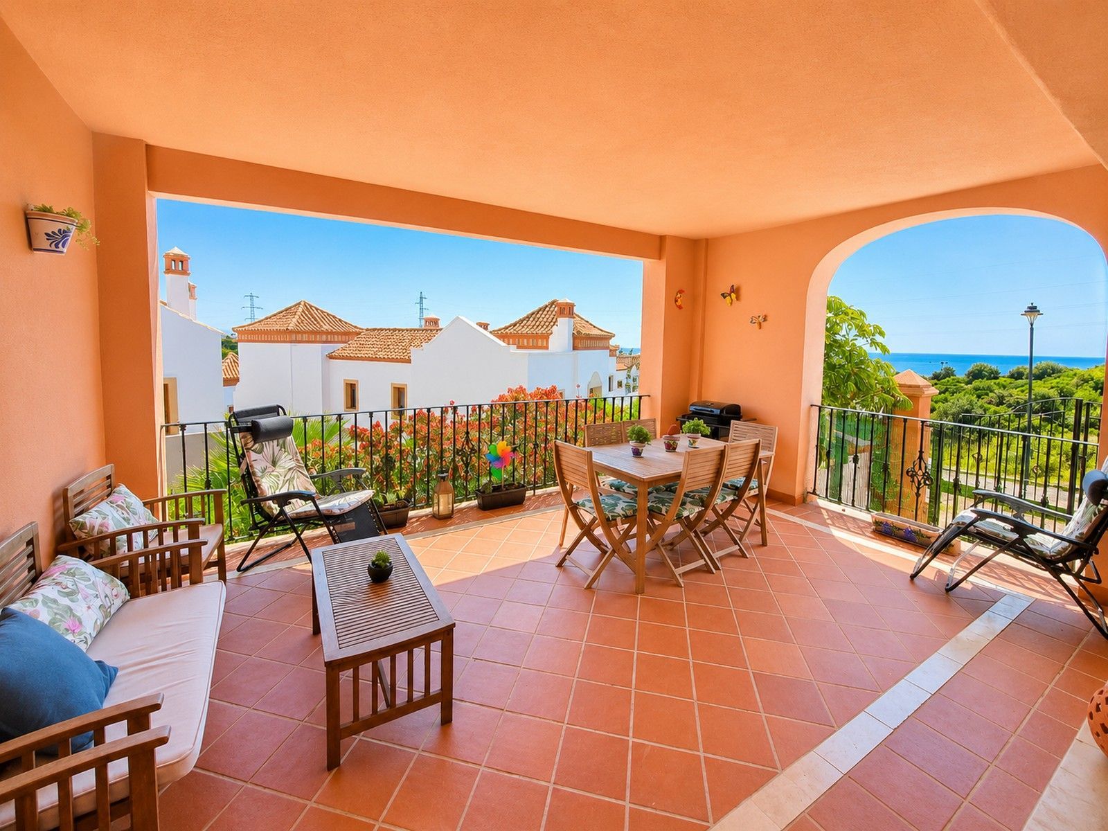 3-bedroom Semi-Detached House in Estepona
