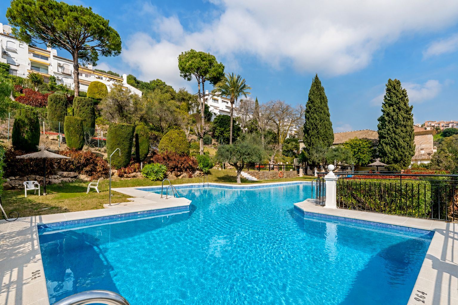 2-bedroom Apartment in Los Almendros
