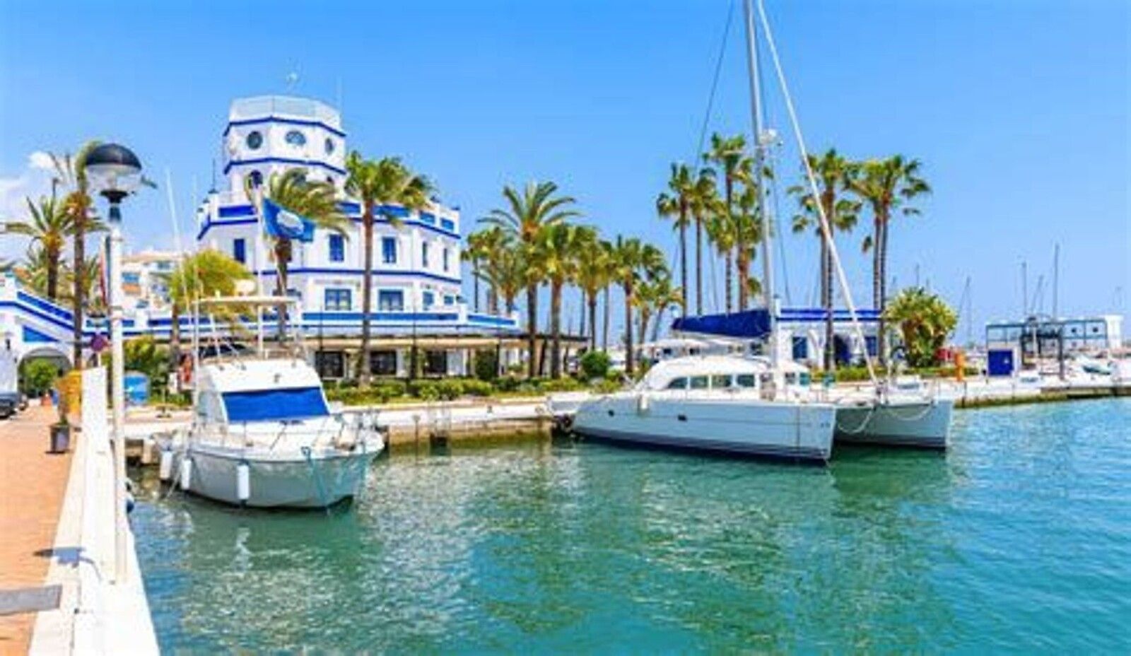 3-bedroom Semi-Detached House in Estepona