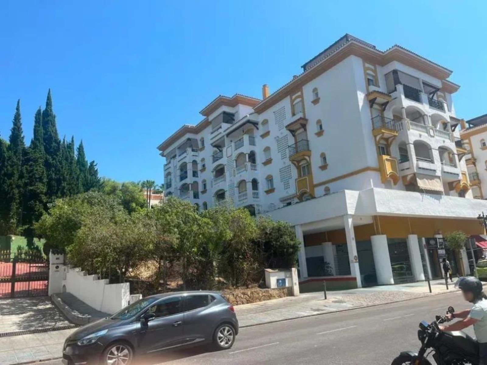 2-bedroom Apartment in Marbella