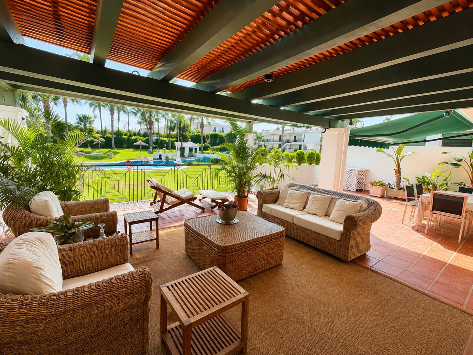 2-bedroom Apartment in Nueva Andalucia