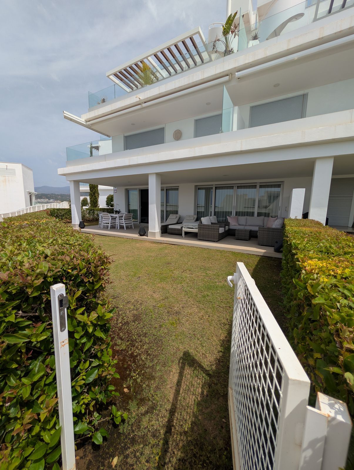 3-bedroom Ground Floor Apartment in Estepona