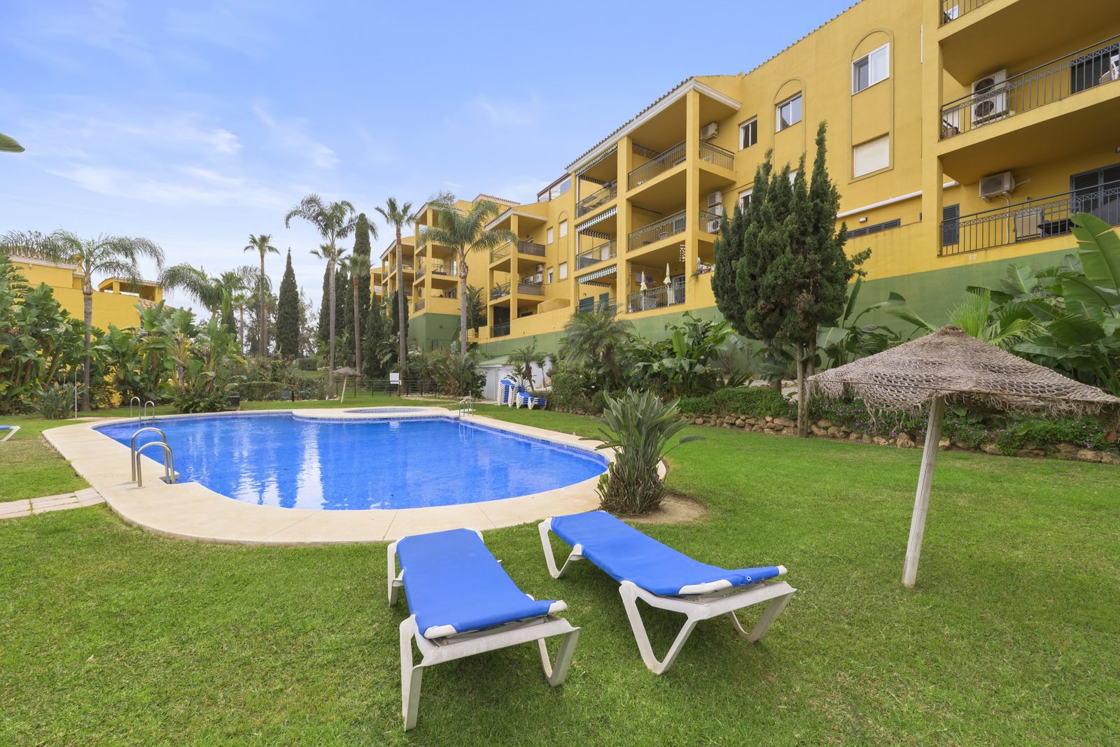 2-bedroom Apartment in Mijas Costa
