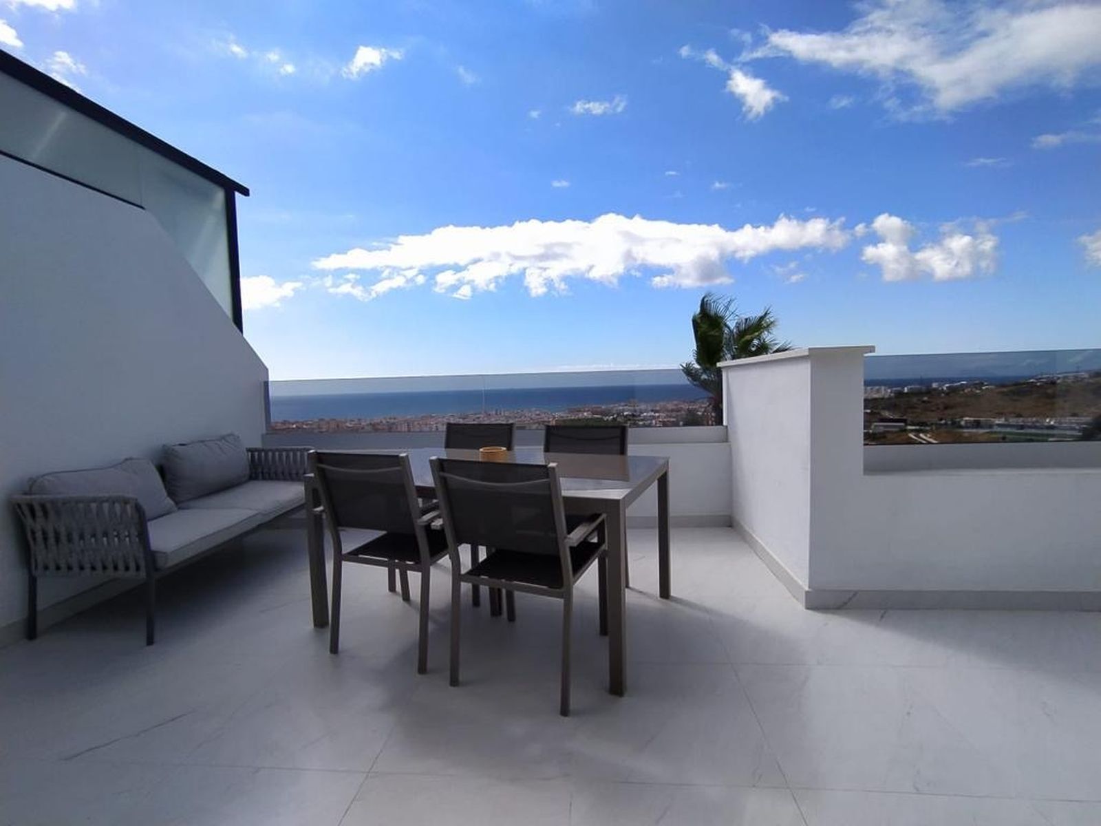 2-bedroom Penthouse in Estepona