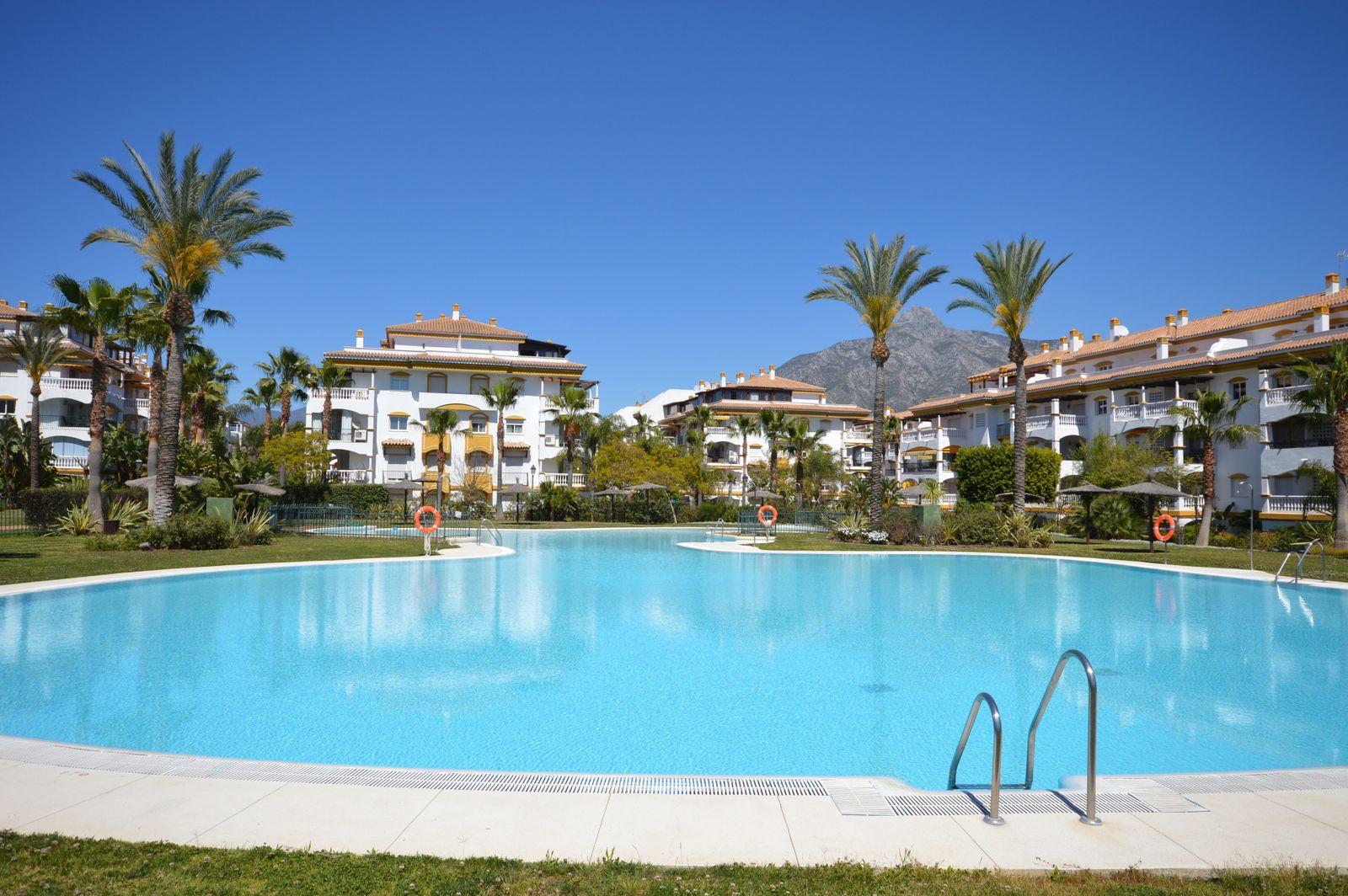 2-bedroom Apartment in Nueva Andalucia