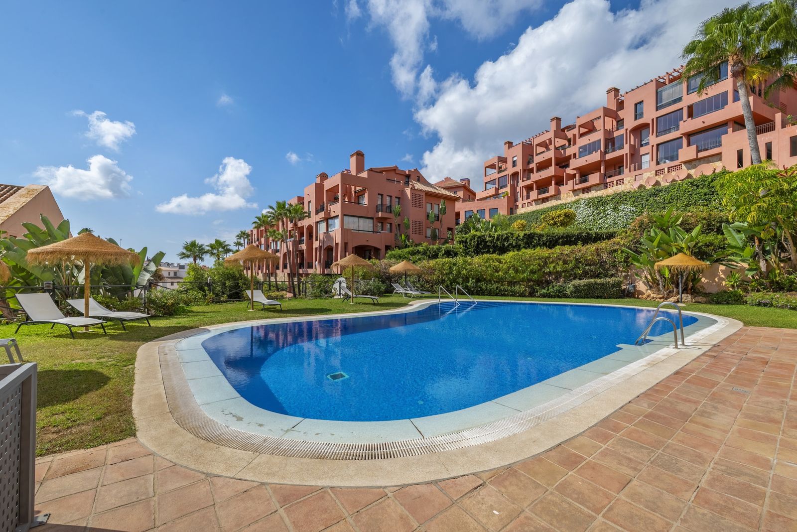 2-bedroom Ground Floor Apartment in Calahonda