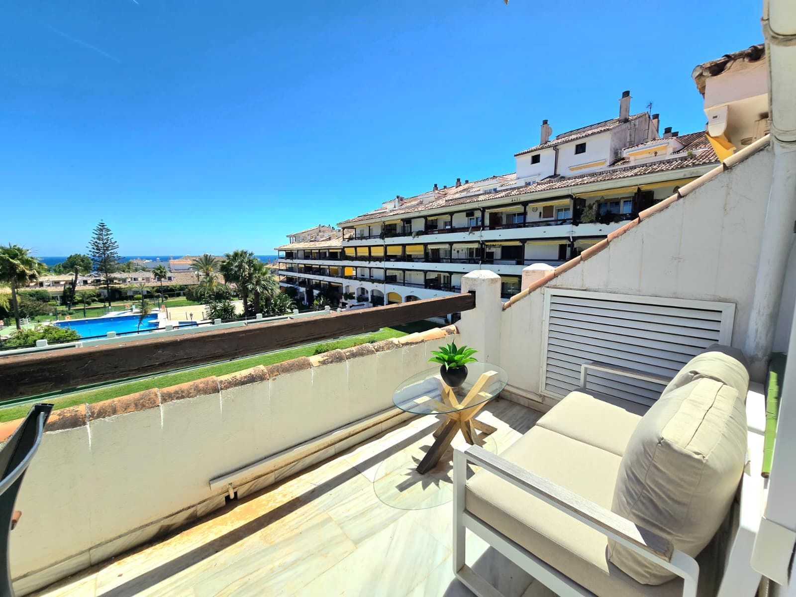 2-bedroom Penthouse Duplex in The Golden Mile