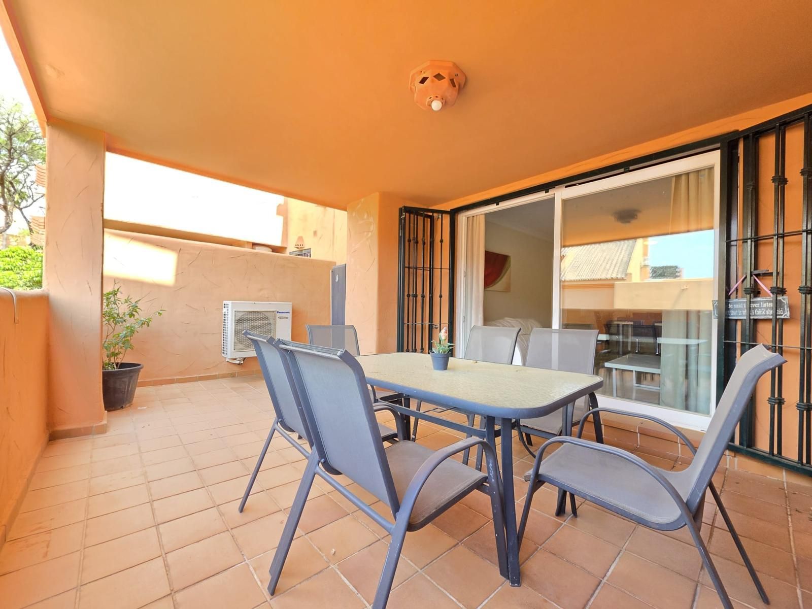 3-bedroom Ground Floor Apartment in Elviria