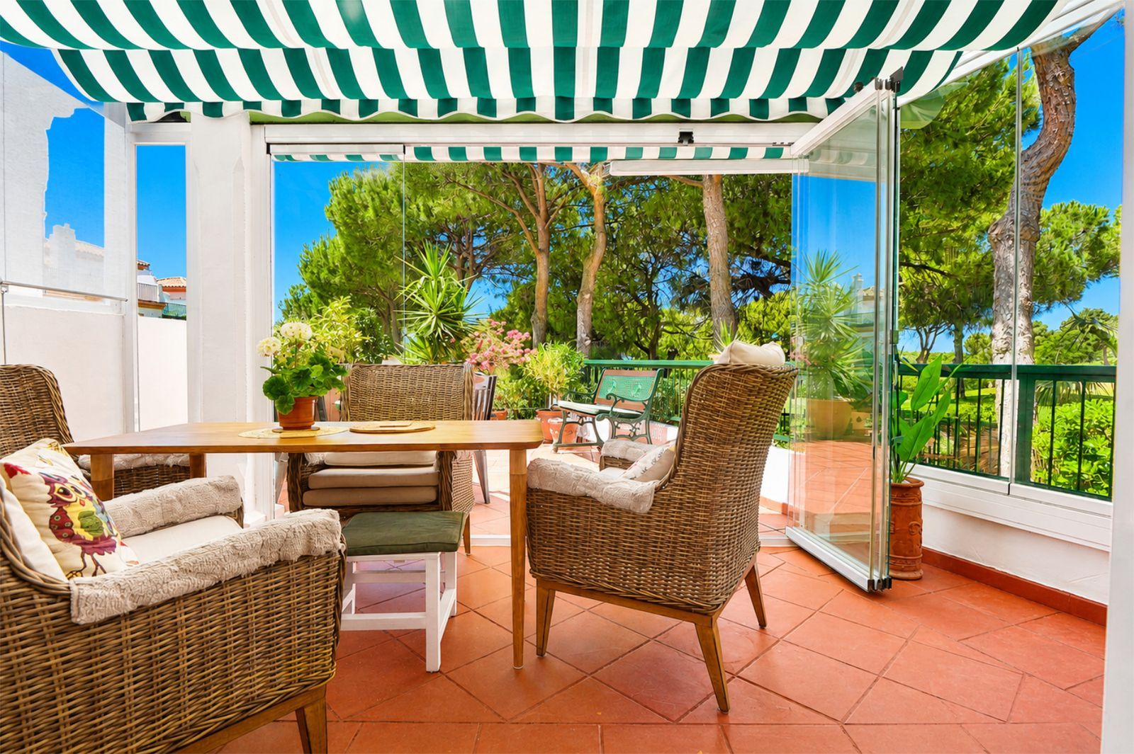 2-bedroom Semi-Detached House in Cabopino