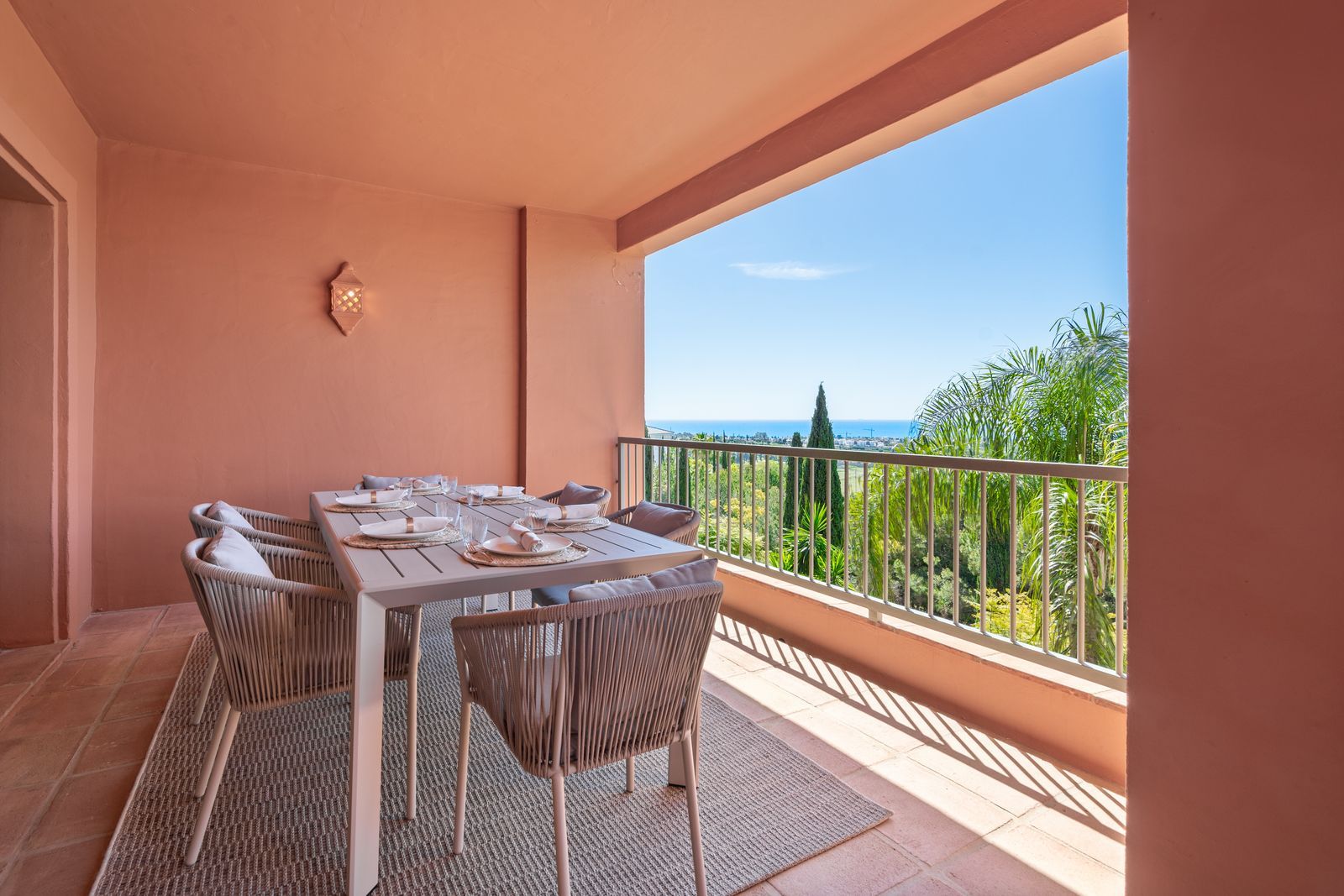 2-bedroom Apartment in Benahavís