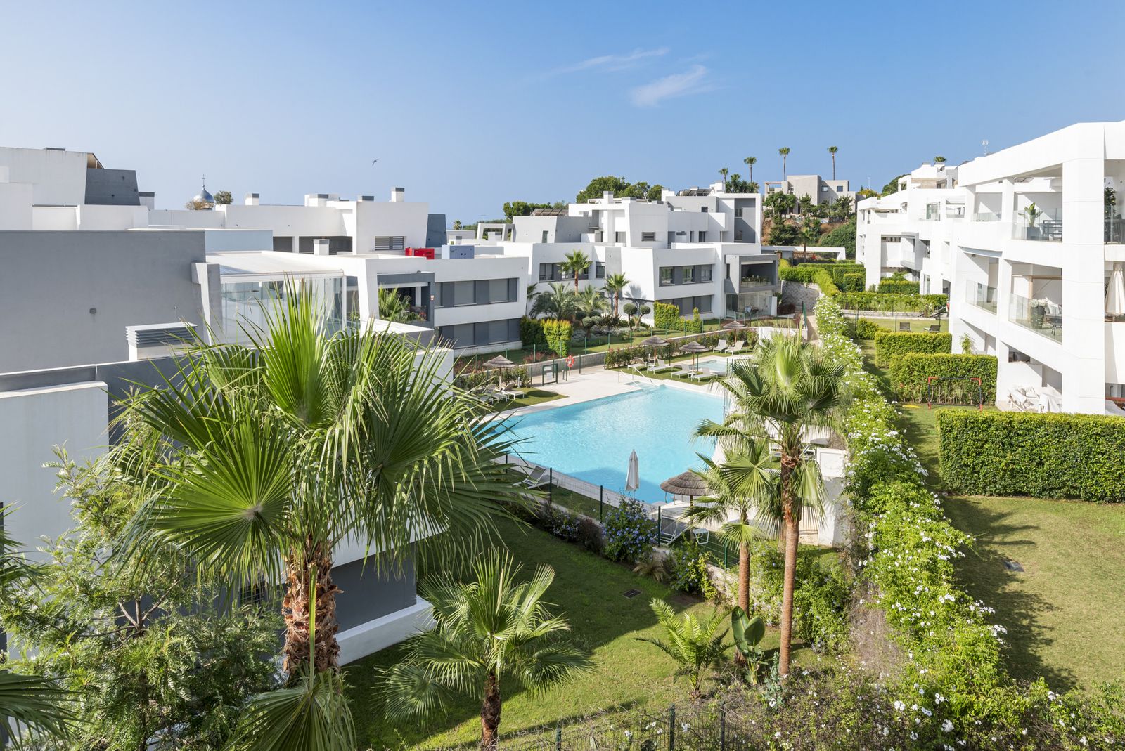 2-bedroom Penthouse in Selwo
