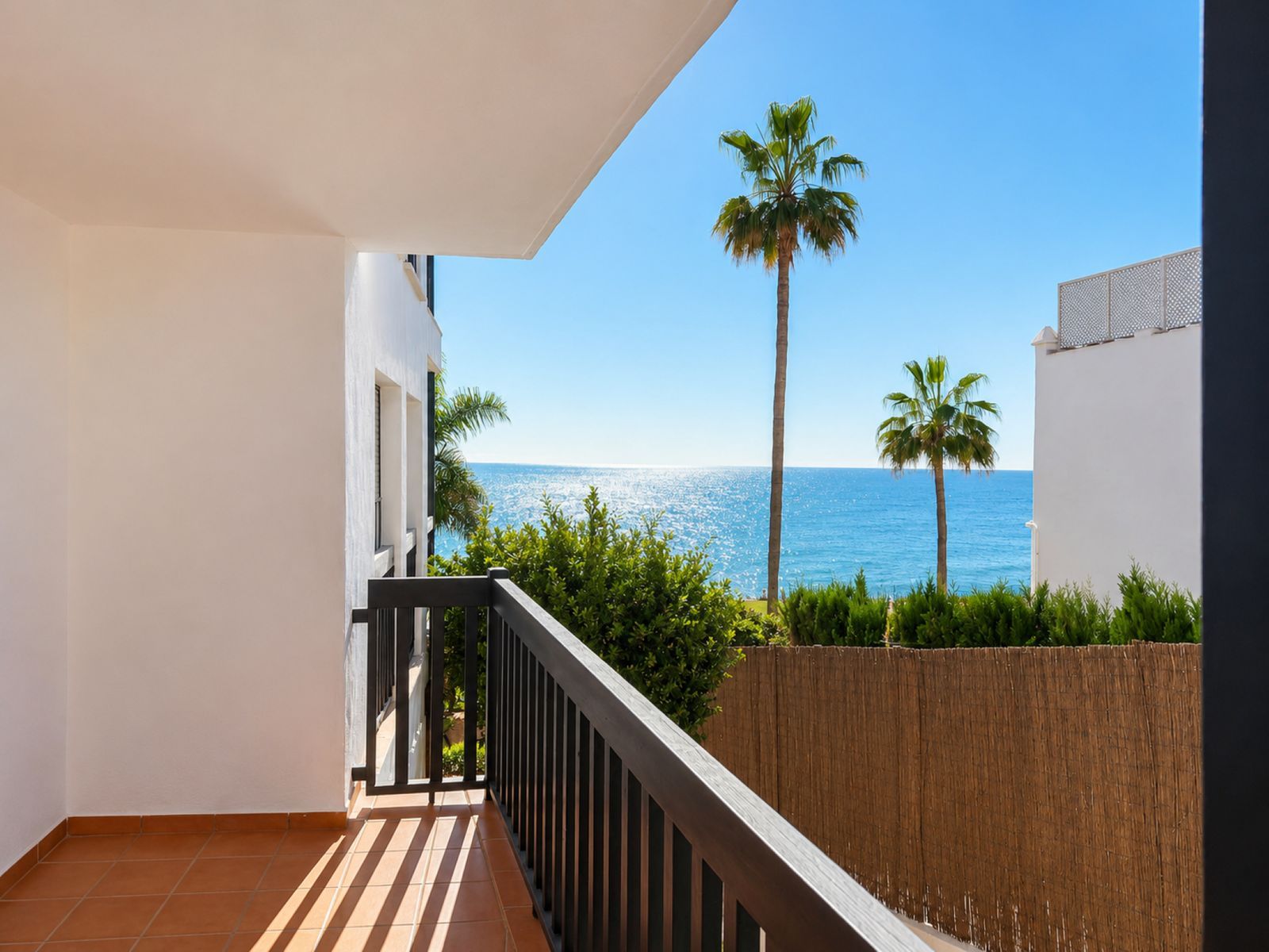 2-bedroom Apartment in Calahonda